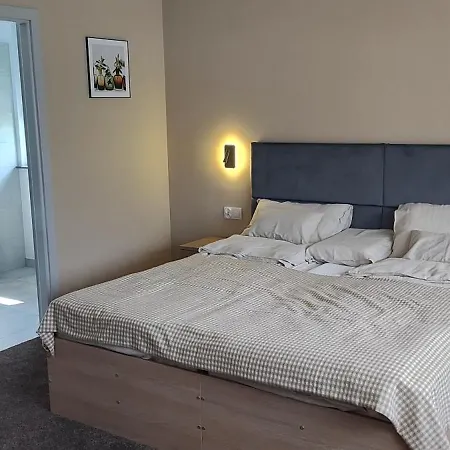 بيت ضيافة Goscinne Cmn Berta Rogus 3*