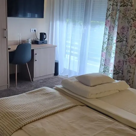 بيت ضيافة Goscinne Cmn Berta Rogus شيشميروفو