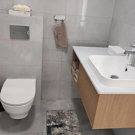 Goscinne Cmn Berta Rogus بيت ضيافة