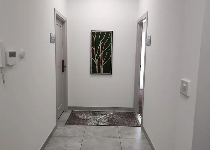 Goscinne Cmn Berta Rogus 3*